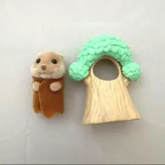 シルバニアファミリー　赤ちゃんお花畑のお友達シリーズ　カワウソ