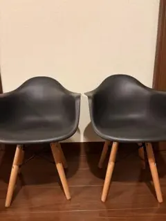 イームズアームシェルチェア 子供用 木脚　リプロダクト　マットブラック