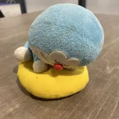 ドラえもん　ぬいぐるみ