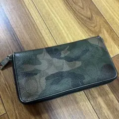 COACH カモフラ 迷彩柄 レザー長財布のサムネイル