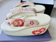 Item thumbnail for item 0eb58884-08c7-430e-bcab-a70e5b1ea609