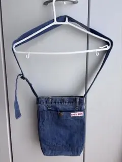 Levi's KIDS デニムショルダーバッグ 約30cm x 25cm