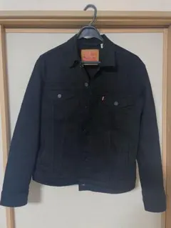 リーバイス　デニムジャケット　ブラック　Mサイズ