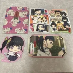 鬼滅の刃　ダイカットステッカー　カナヲ