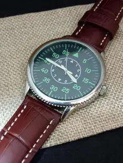 【稼働品】腕時計　パイロットウォッチ　パネライ互換ベルト付　ジャンク