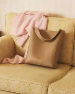 MOIGE 【USAGI ONLINE限定カラー】MOI bucket bag