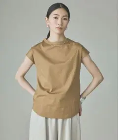 美品　Curensology カレンソロジー　ノースリーブプルオーバー　Tシャツのサムネイル