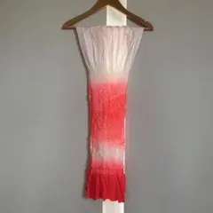 グラデーション帯揚げ（白から赤）