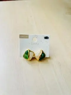 Item thumbnail for item 8dd7fe91-2cd5-4dc5-972d-96e04f65867f