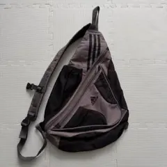 2000's adidas one-shoulder bag pack