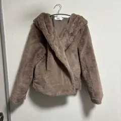 フード付きブラウンファージャケットのサムネイル