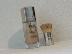 Dior Prestige リキッドファンデーション 0N ブラシ付のサムネイル