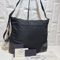 【美品】プラダ　三角ロゴ　ナイロン　レザー　ブラック　ショルダーバッグ