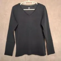 UNIQLO ブラック Vネック 長袖Tシャツ L