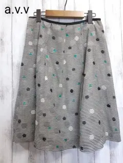 美品 a.v.v ひざ丈スカート ボーダー×ドット Lのサムネイル