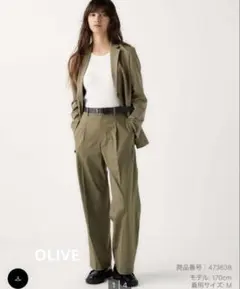 【美品】ユニクロ タックワイドパンツ 丈長　オリーブ　M