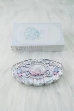 フラワーノーズ　シェルズジュエルコレクション　 6色アイシャドウパレット　01