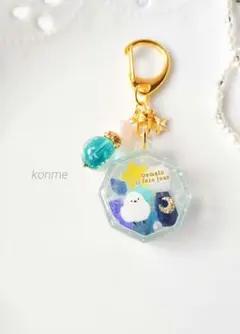 〈シャカシャカモールド・星屑〉シマエナガのバッグチャーム