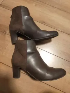 Item thumbnail for item 0b688390-8a4d-4bcb-ad56-eccf2deec8ae