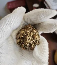 金属製彫刻 黄銅　真鍮　胡桃　クルミ　鬼面胡桃