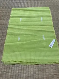 透かしストライプ 帯揚げ 明るいうぐいす色　絹　新品未使用