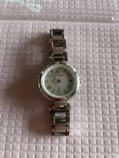 美品❣CITIZEN xCハッピーフライト シルバーフェイス H060 稼働 - メルカリ