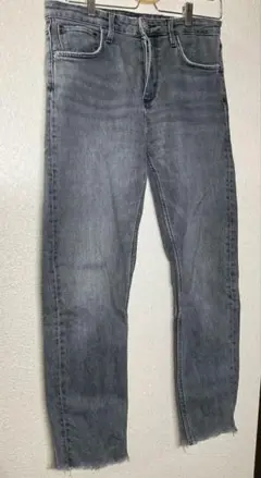 ZARA グレー クラッシュ加工 デニム