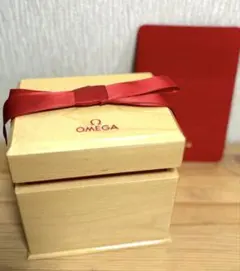 OMEGA（オメガ）の木製時計ケースです - メルカリ