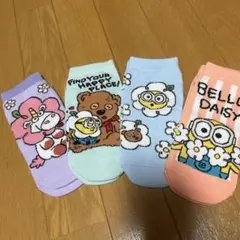 新品　かわいいミニオンズスニーカーインソックス19〜24㎝　４足セット