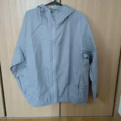 UNIQLO　ナイロン　パーカー