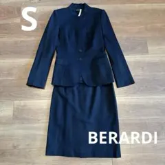 美品　BERARDI ベラルディ　ジャケット　セットアップ　オケージョンのサムネイル
