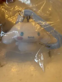 サンリオ シナモン　ガチャガチャ　フロッキーカラビナ付き