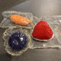 フルーツ・野菜 スクイーズ キーホルダー 3点セット