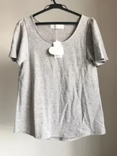 新品　タグ付　31 トランテアンソンドゥモード　トップスのサムネイル