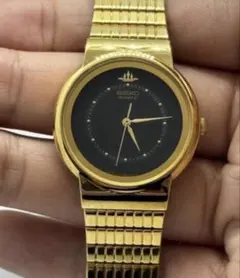 y*a様 稼働品 GUCCI メンズ腕時計 クオーツ ストーン装飾 ゴールド デ y*a様 稼働品 GUCCI メンズ腕時計 クオーツ ストーン装飾 ゴールド デ