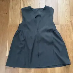 LOYRYS FARMフロントジップ ベスト チャコールグレーのサムネイル
