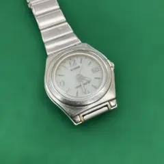 ソーラー腕時計レディース