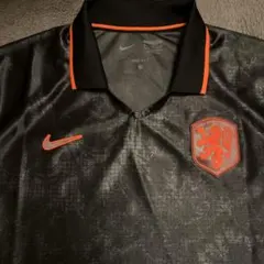 航*股様 NIKE オランダ代表 エナジートップ ユニフォーム - メルカリ