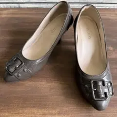 GIRO asics パンプス 23cm EE グレー エナメル バックル