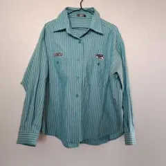 kutir（クティール） のストライプ柄ワークシャツです。