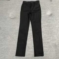 UNIQLO スキニーパンツ ブラック 24