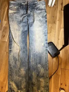 【伊製】DIESEL SAFADO W33 ペイント加工デニム 0886P色落ち