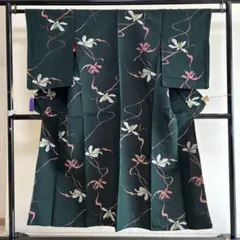 ■E5155■アンティーク■正絹■深緑色　花模様　袷　お召　着物■裄丈65.5