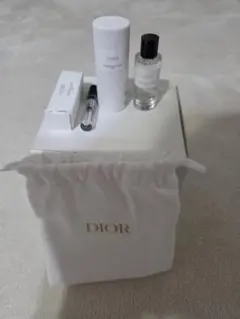 DIOR LUCKY 香水7.5ml+1.2ml、巾着付付き