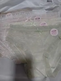 Item thumbnail for item 37f08302-25fb-48fb-a8d8-796ac568ff0c