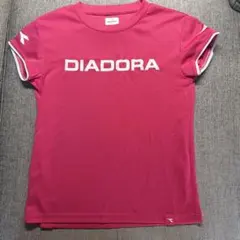 DIADORA ピンク Tシャツ