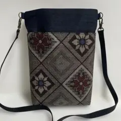 ◇小物ショルダーポーチ◇ 20×16×4!! 正絹　本場大島紬　龍郷絣　花菱文♪