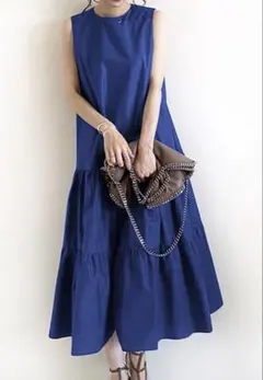【新品未使用】ブルー ロングワンピース シンプル オシャレ 青 ノースリーブのサムネイル