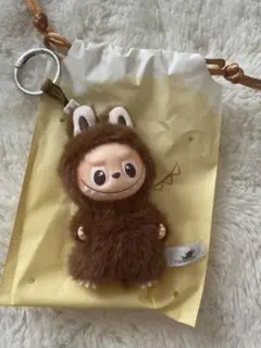 ラブブ　イニシャルキーホルダー