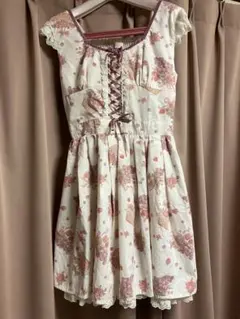 【新品未使用、タグ付き】LIZLISAワンピース